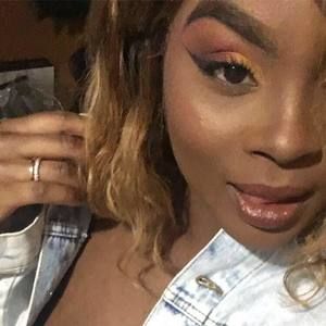 Meet your Posher, Raven